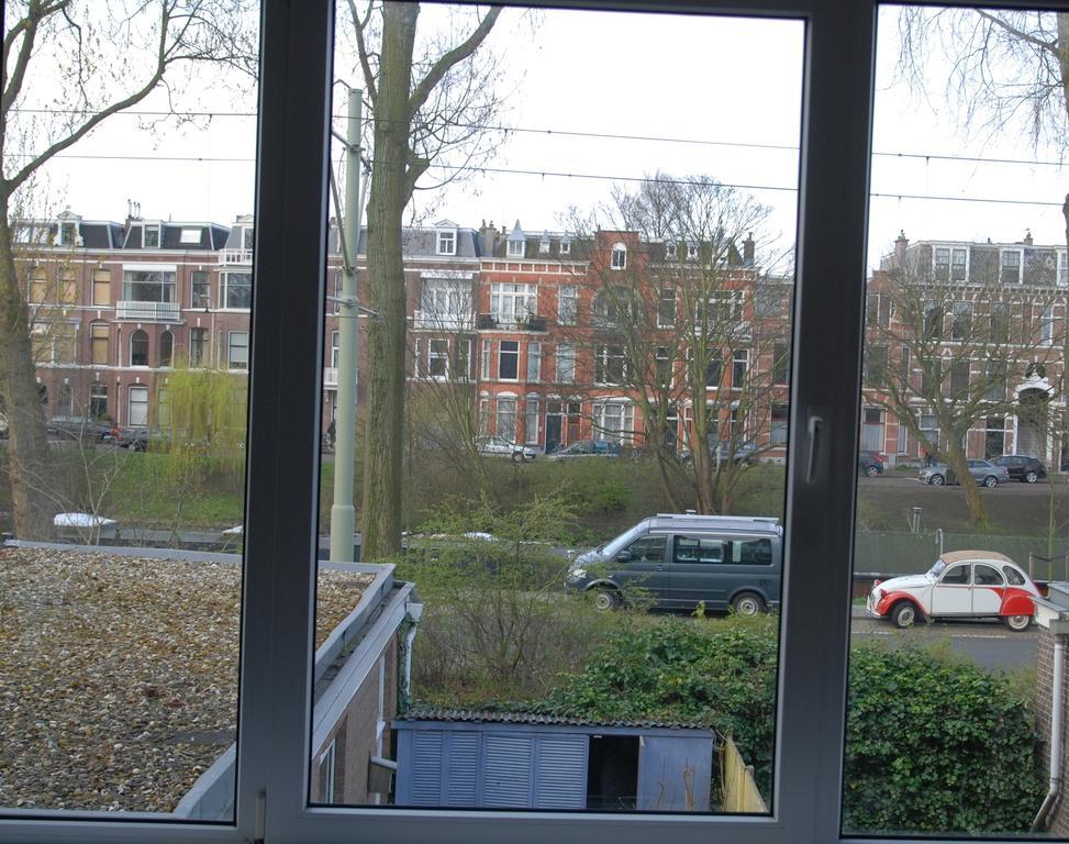 Bed & Breakfast Obrechtstraat Den Haag Bagian luar foto